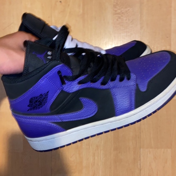 jordan purple 1’s mid - Picture 2 of 3